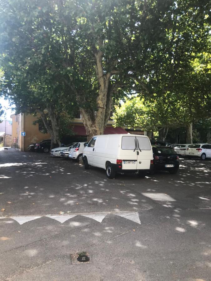 Appartement Climatise Au Pied Du Mont Ventoux Malemort-du-Comtat Екстериор снимка